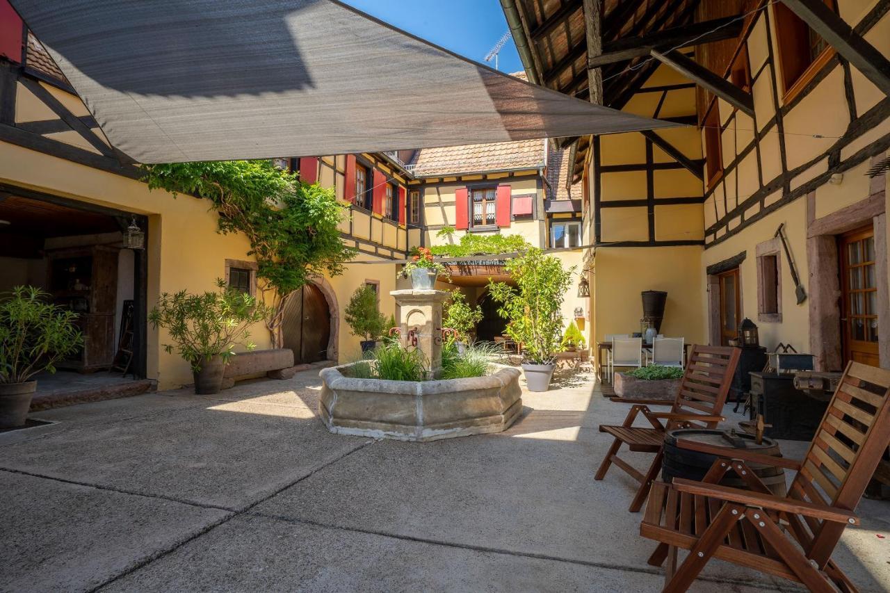 Les Suites - La Cour St Fulrad Saint-Hippolyte  Exteriör bild
